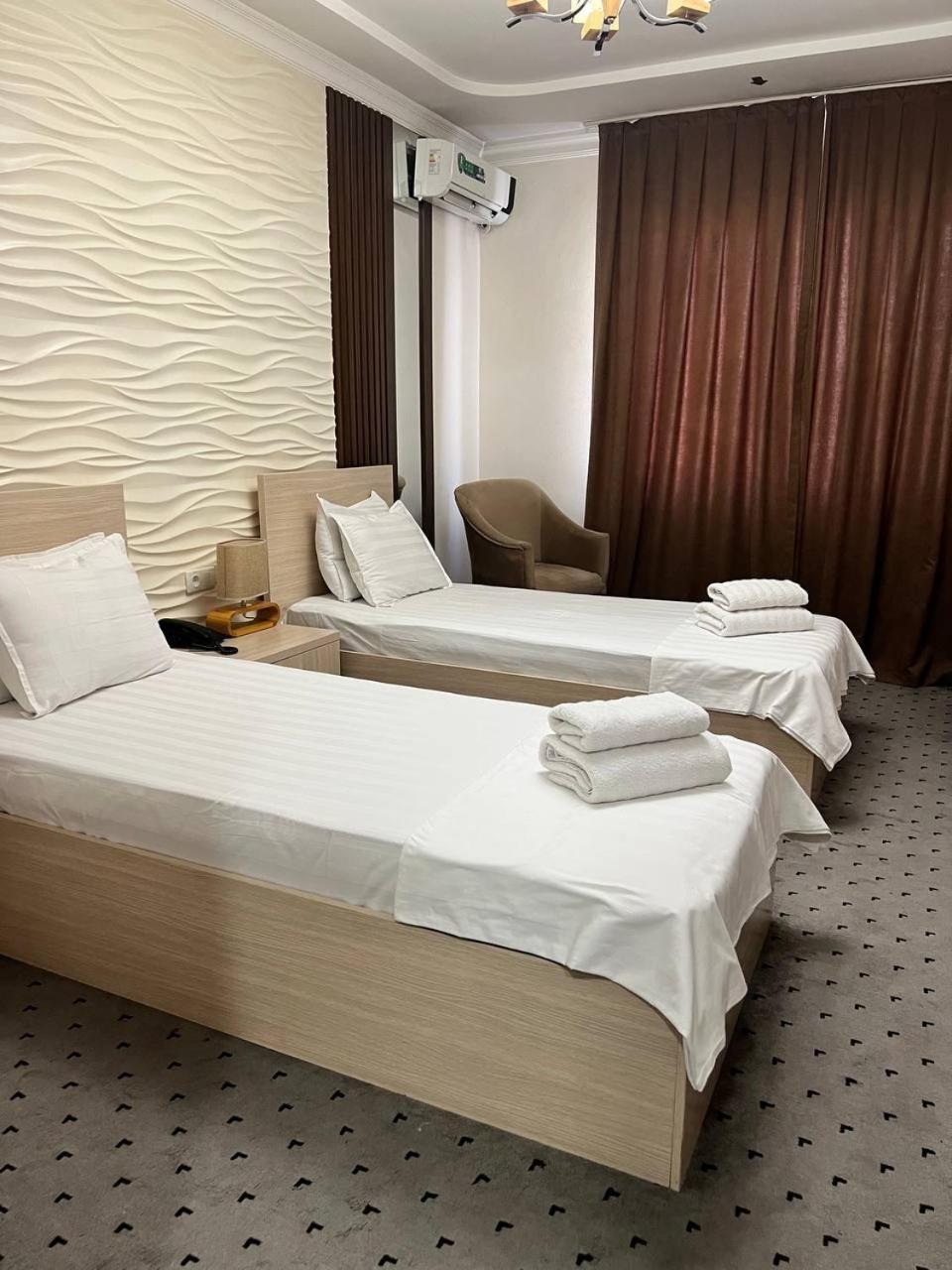 Orzu Hotel Namangan Luaran gambar